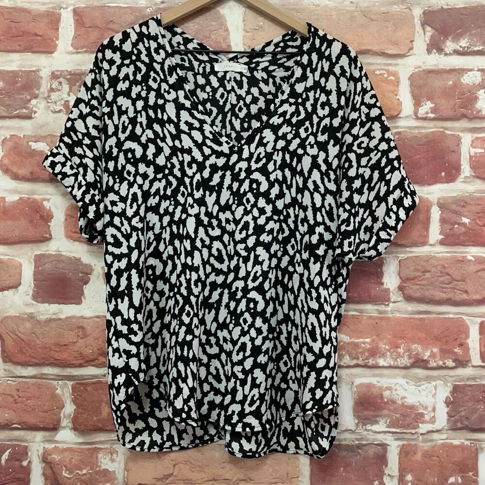 Anthropologie Lush Top Shirt Women's Medium Black White Abstract Casual Popover